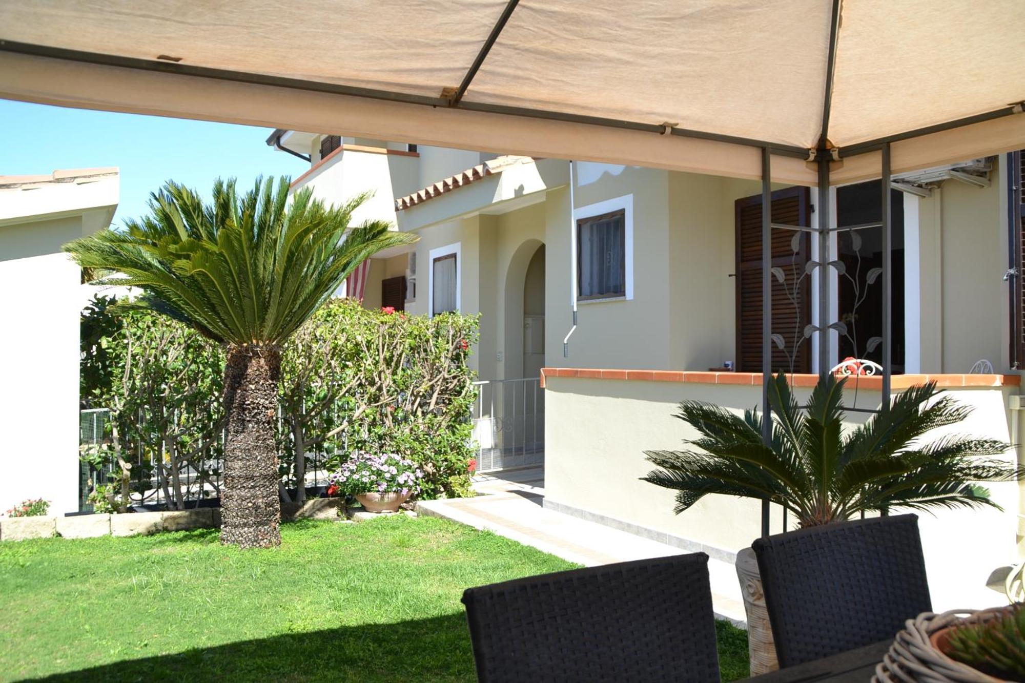 Casa Delle Conchiglie Appartement Pula Buitenkant foto